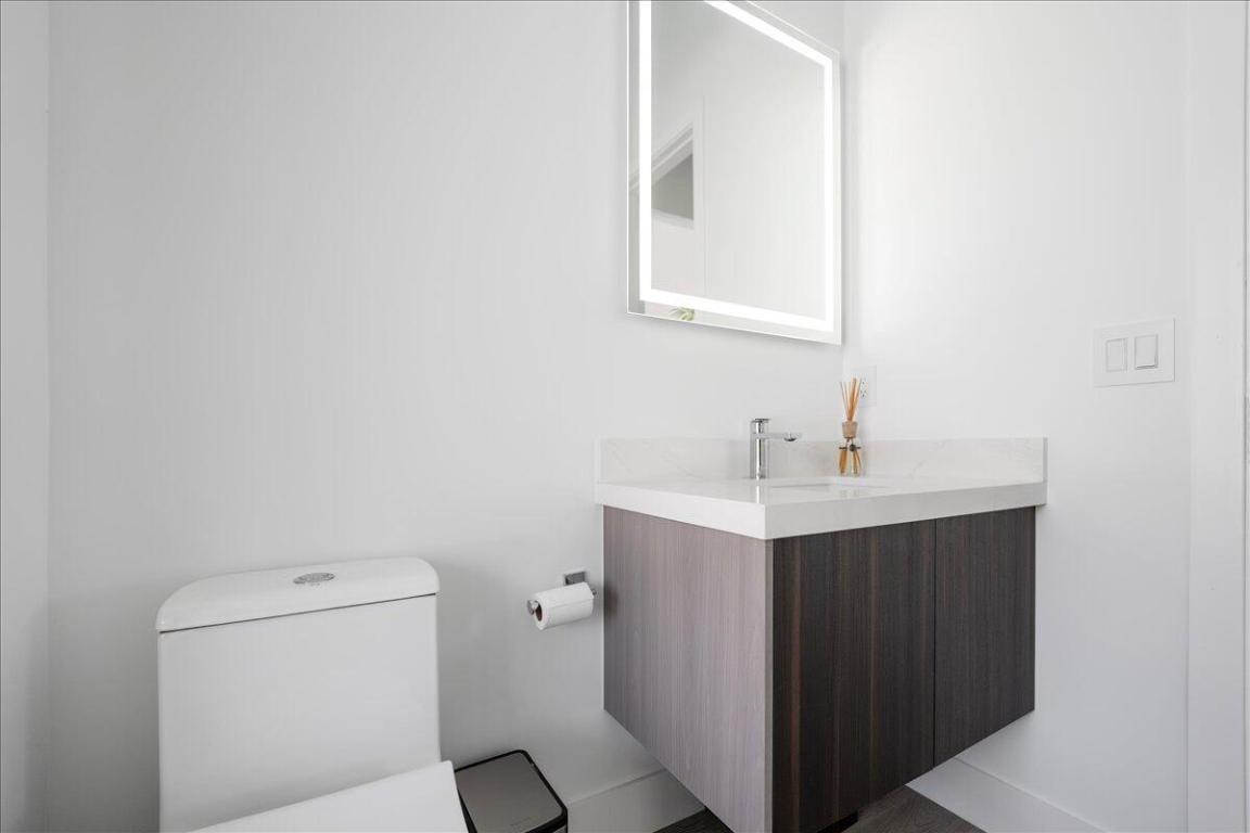 RIVER VISTA SUBDIVISION REPLAT - Residential