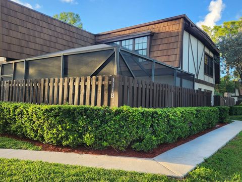 A home in Royal Palm Beach