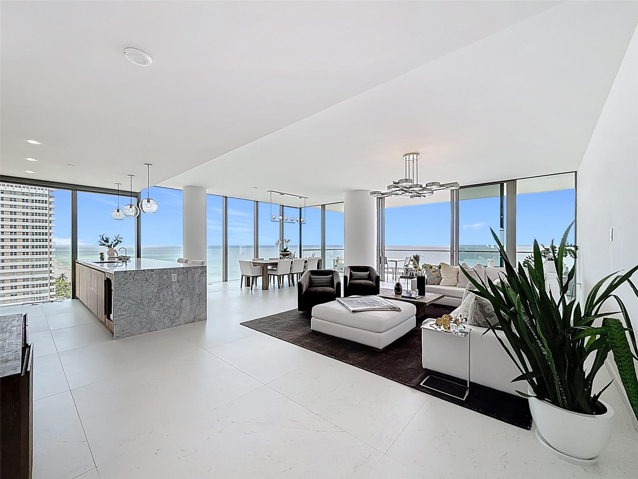 2000 Ocean - Residential