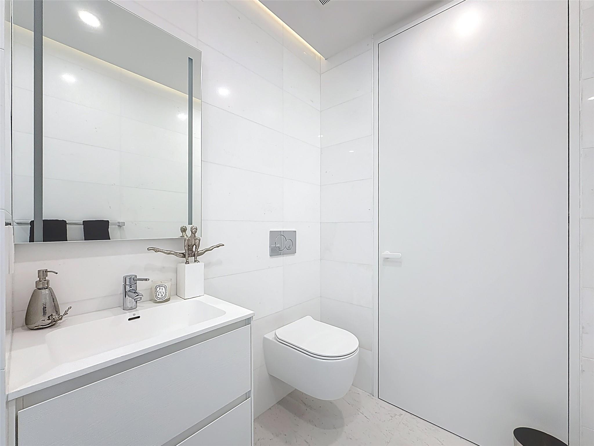 2000 Ocean - Residential