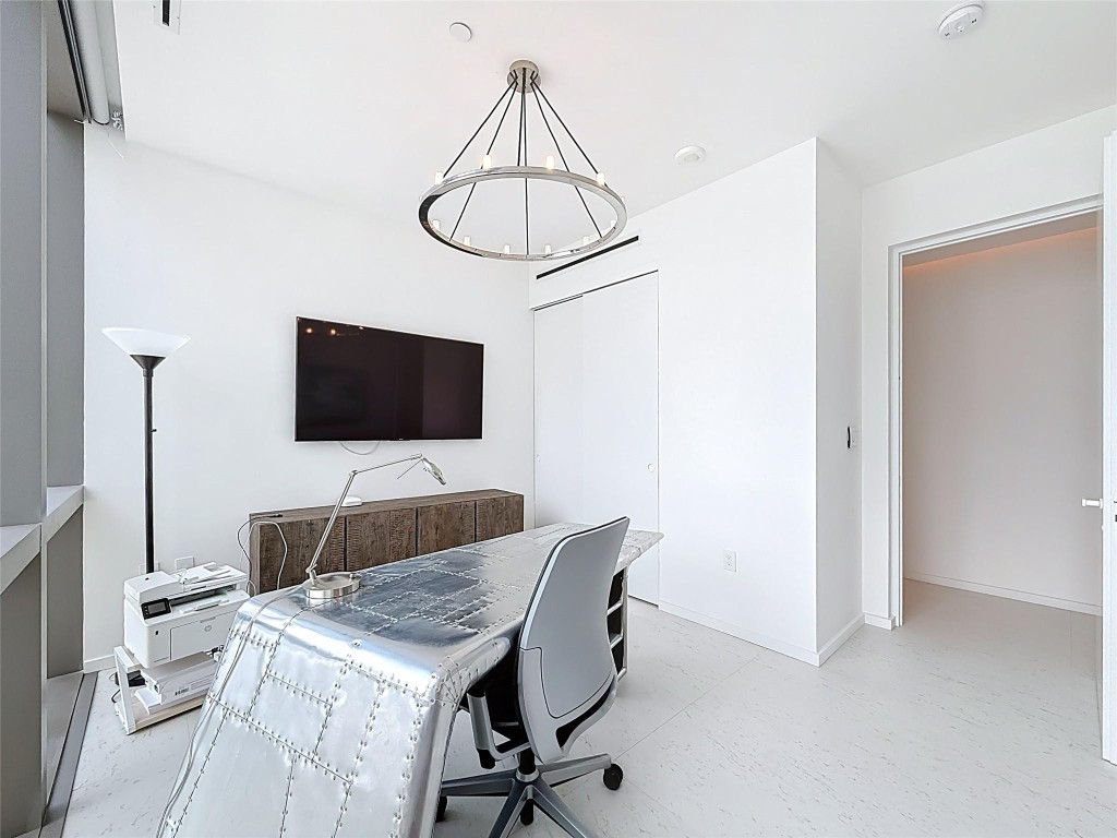 2000 Ocean - Residential