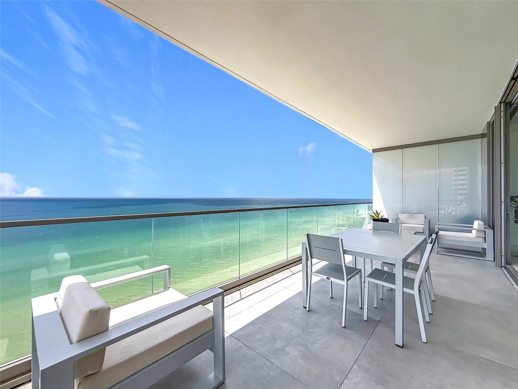 2000 S Ocean Drive 12A