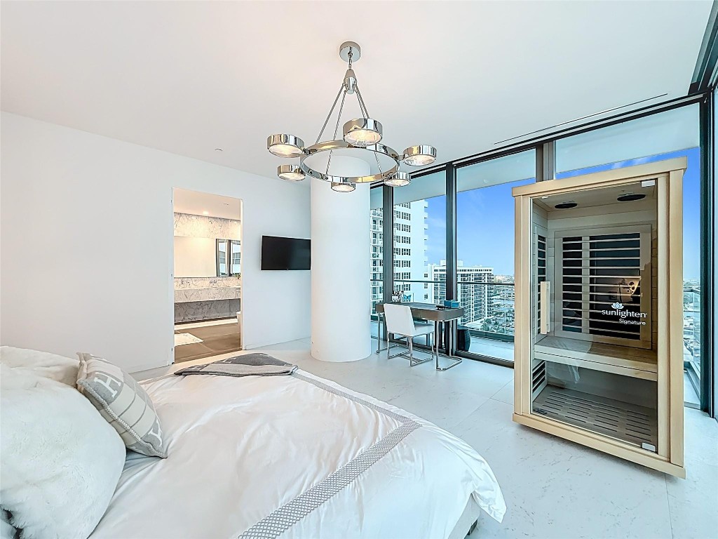 2000 Ocean - Residential