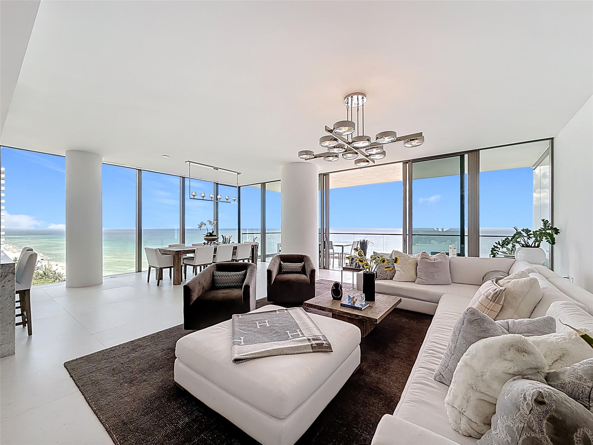 2000 Ocean - Residential