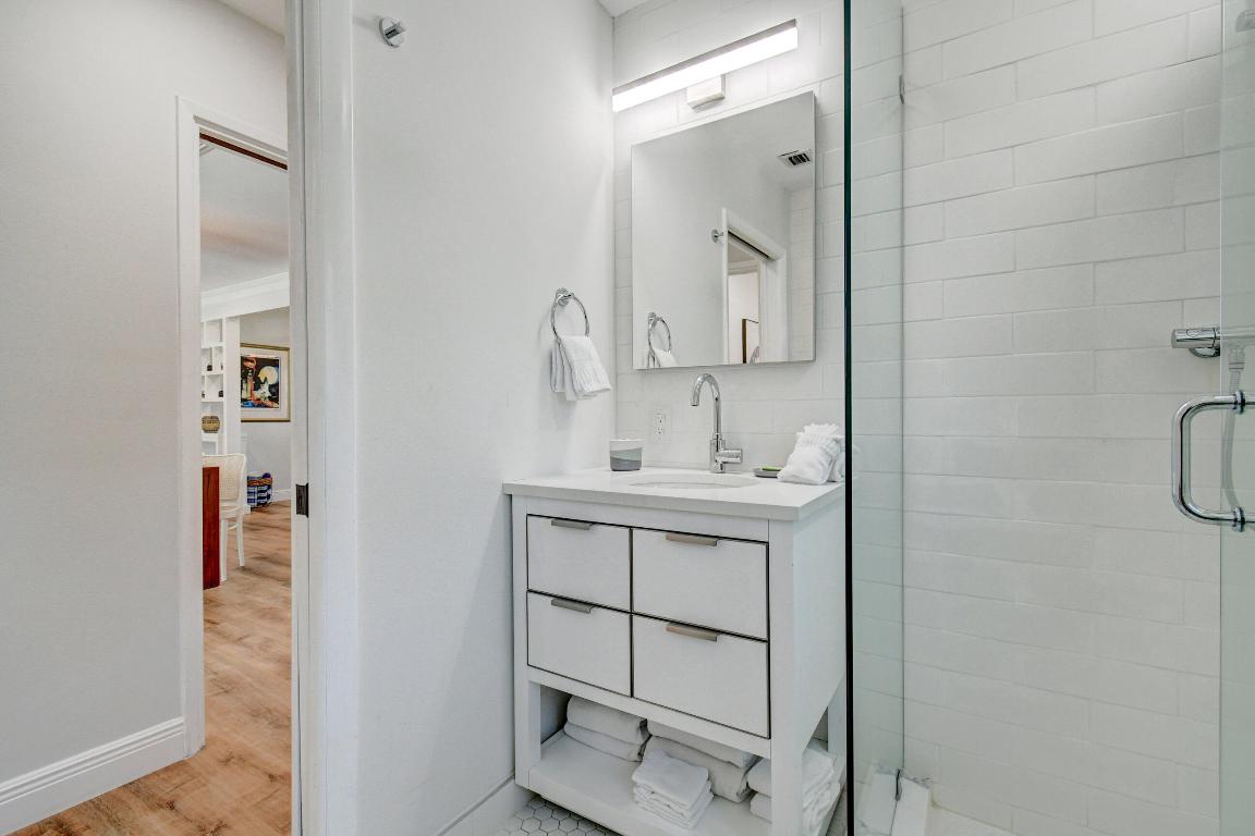 BURNUP AND SIMS ESTATES 2 - Residential Lease