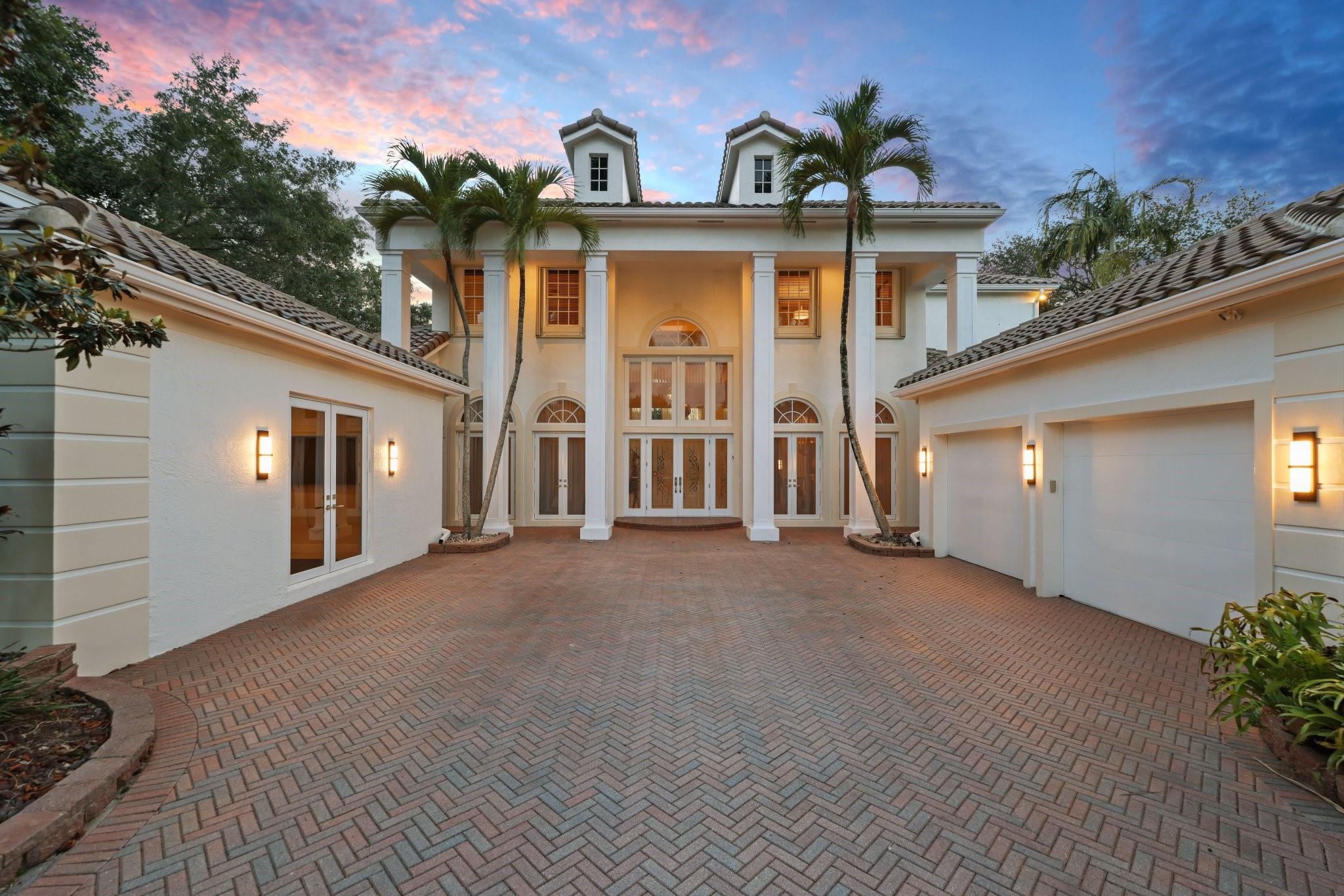 2753 W Stonebrook Cir