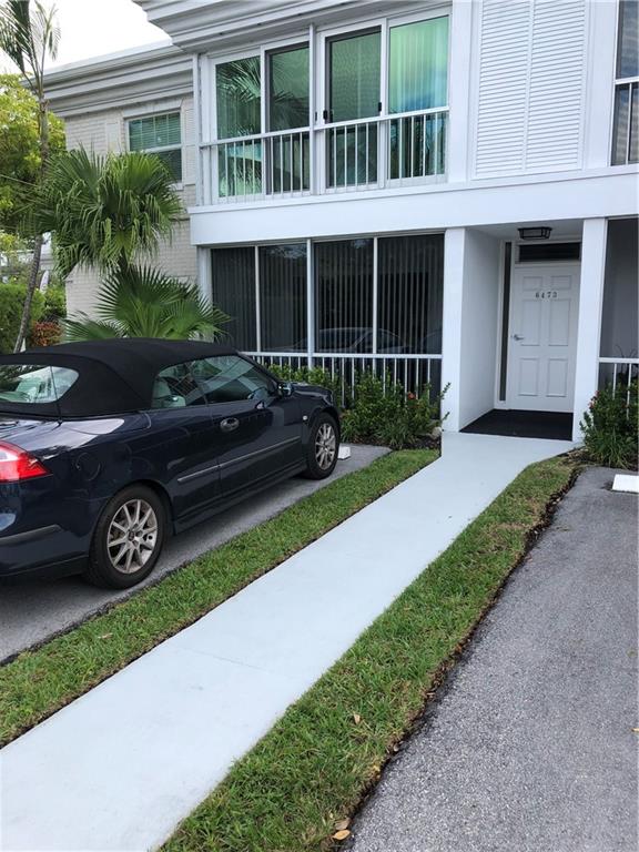 BAY COLONY CLUB - Residential