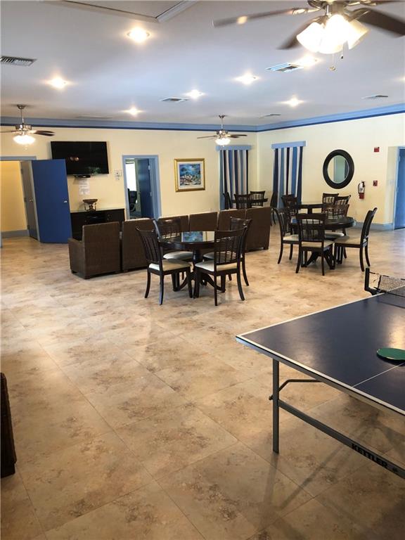 BAY COLONY CLUB - Residential