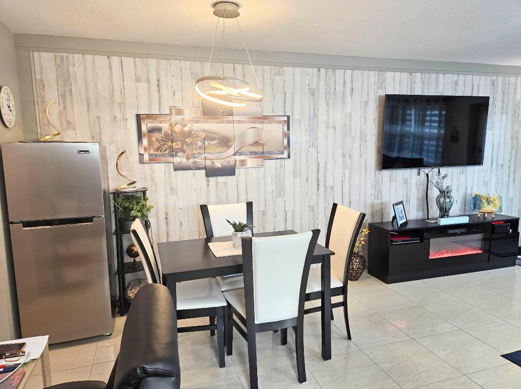 WINDSOR CONDOS - Residential