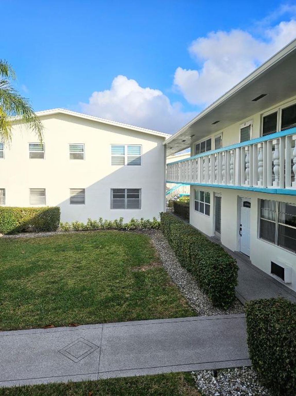 Photo of 417 Windsor R, West Palm Beach, FL 33417 (MLS # R11157708)