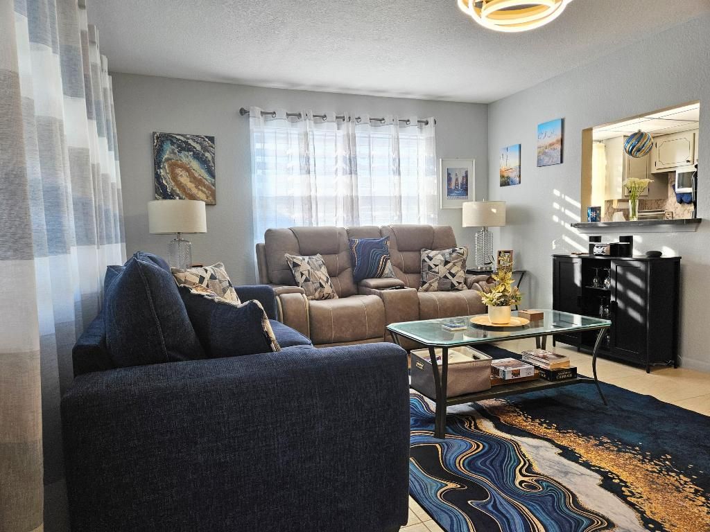 Photo of 417 Windsor R, West Palm Beach, FL 33417 (MLS # R11157708)