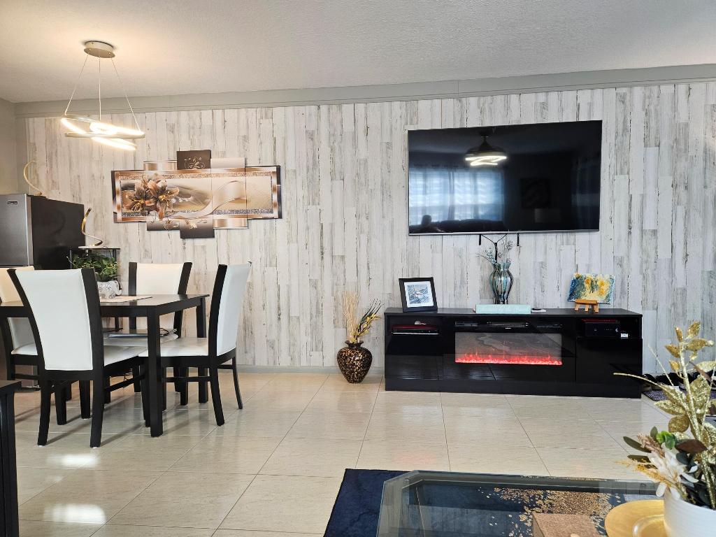 WINDSOR CONDOS - Residential