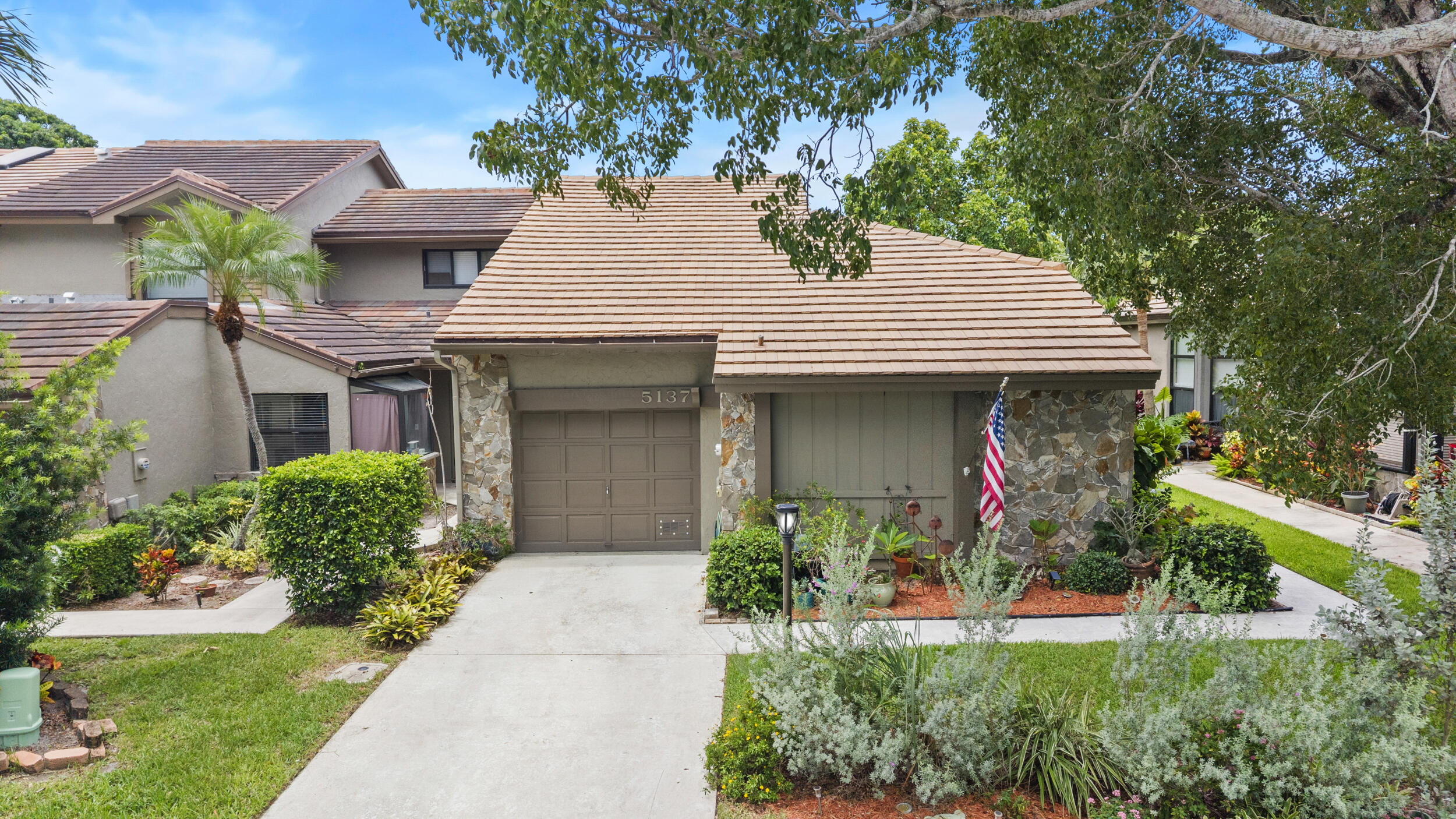 5137 THYME Drive