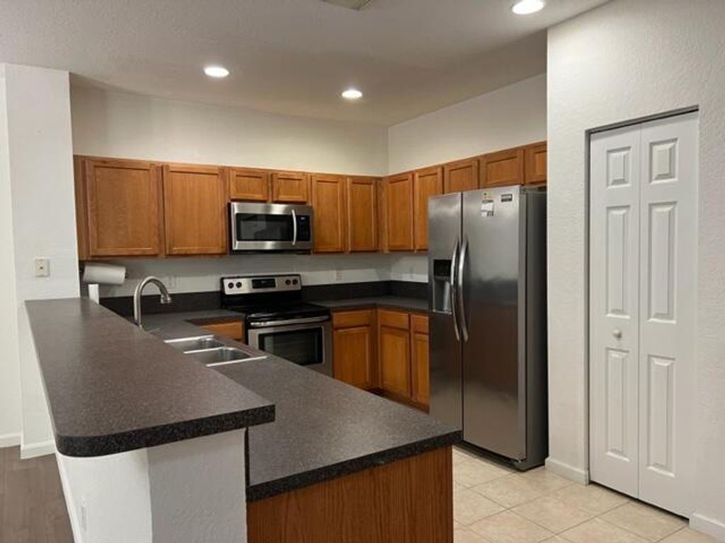 Photo of 3056 N Evergreen Cir, Boynton Beach, FL 33426 (MLS # R10926065)