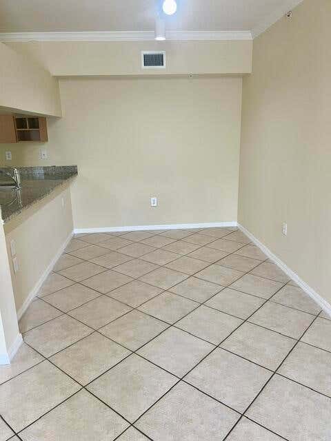 Photo of 6426 EMERALD DUNES Drive #206, West Palm Beach, FL 33411 (MLS # B26067576)