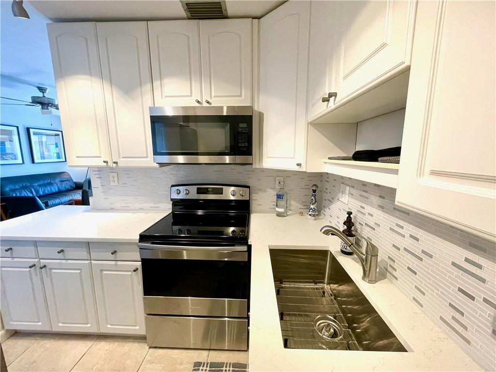 3040 NE 16th Ave 410