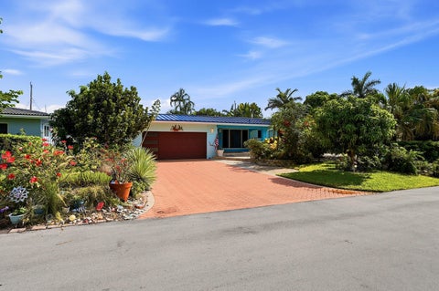 Photo of 1985 Ocean Mist Drive, Lauderdale By The Sea, FL 33062 (MLS # B26042514)