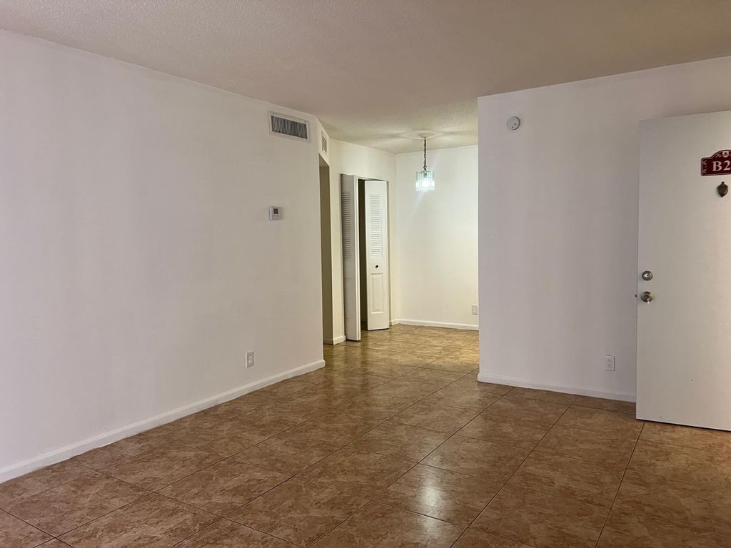 Photo of 1500 N Congress Avenue #B24, West Palm Beach, FL 33401 (MLS # R11084336)