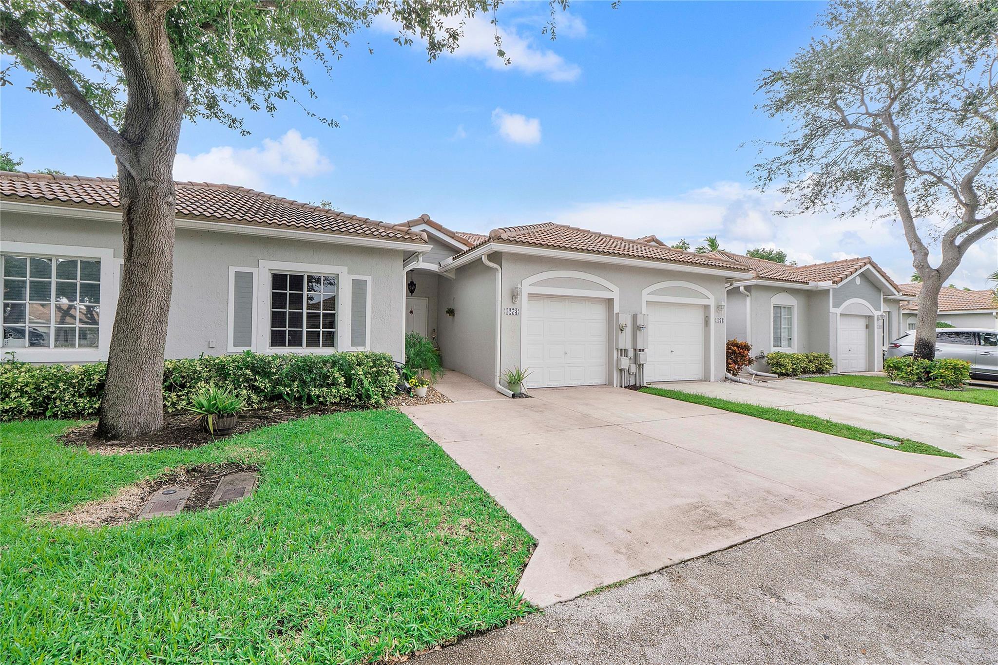 1273 SW 48th Ter
