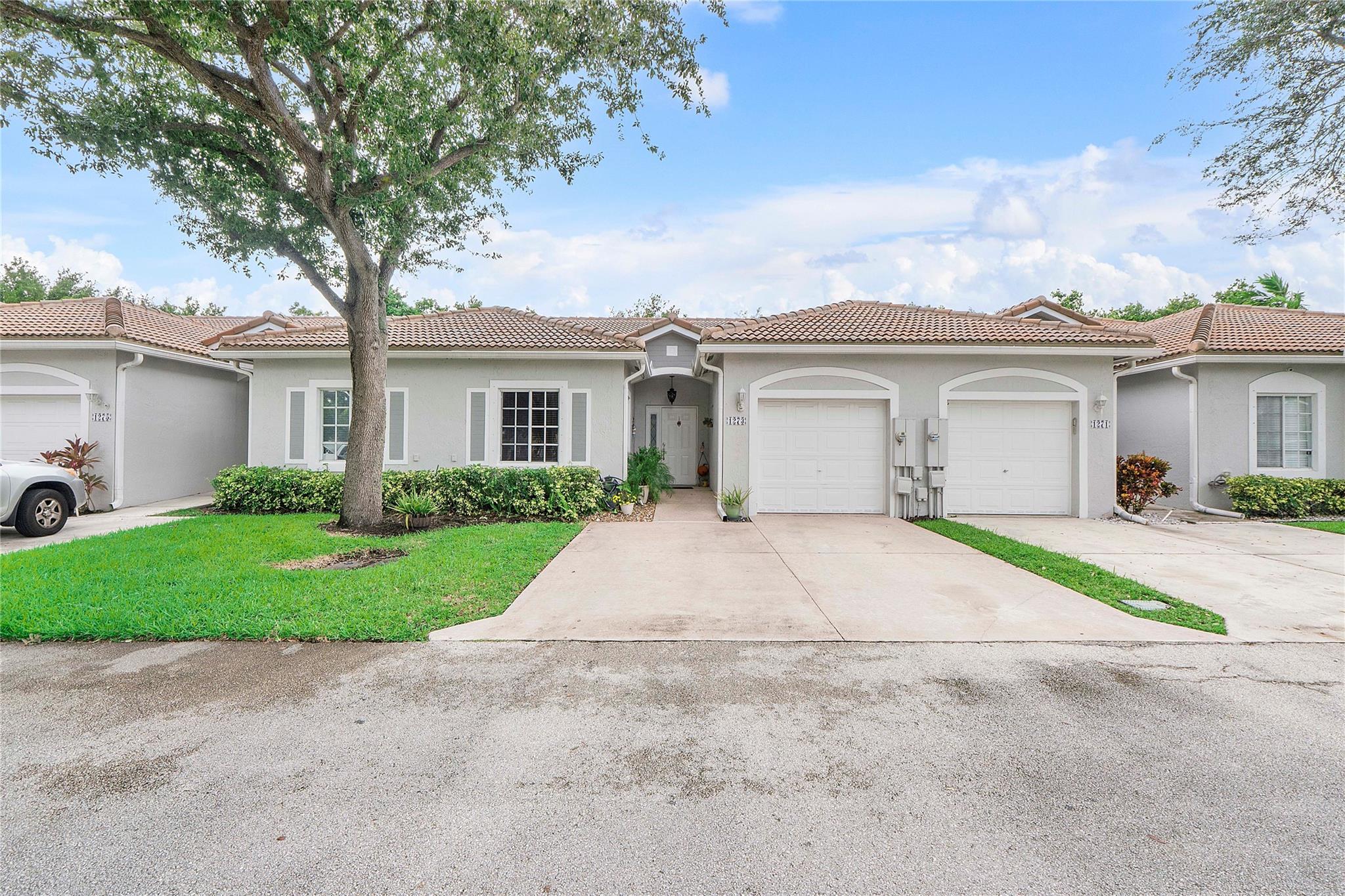 1273 SW 48th Ter