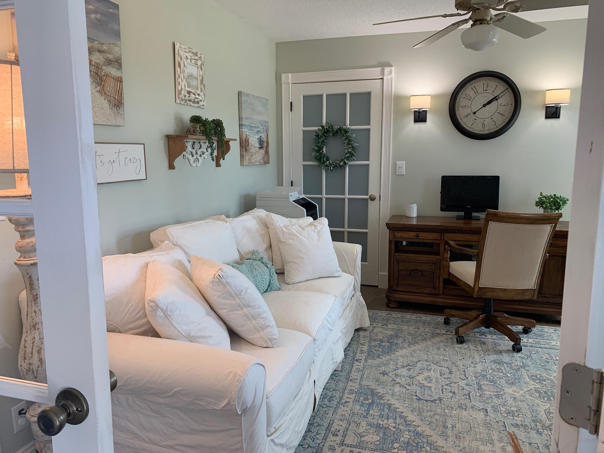 MEADOW WOOD OF THE LANDINGS AT WELLINGTO - Residential
