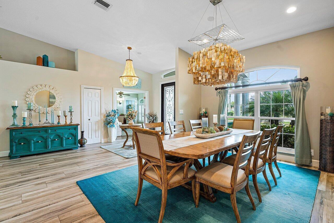 MEADOW WOOD OF THE LANDINGS AT WELLINGTO - Residential