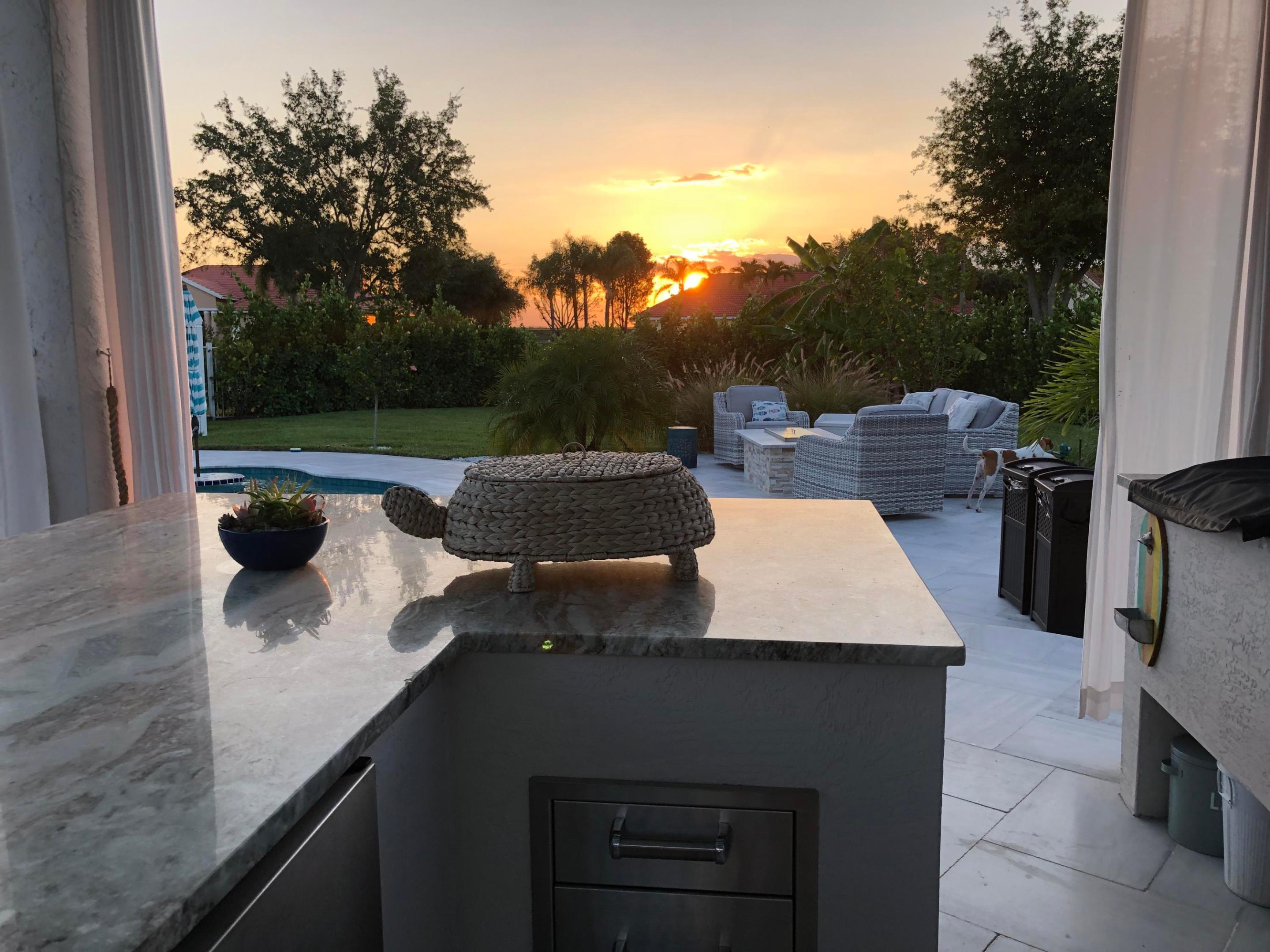 MEADOW WOOD OF THE LANDINGS AT WELLINGTO - Residential