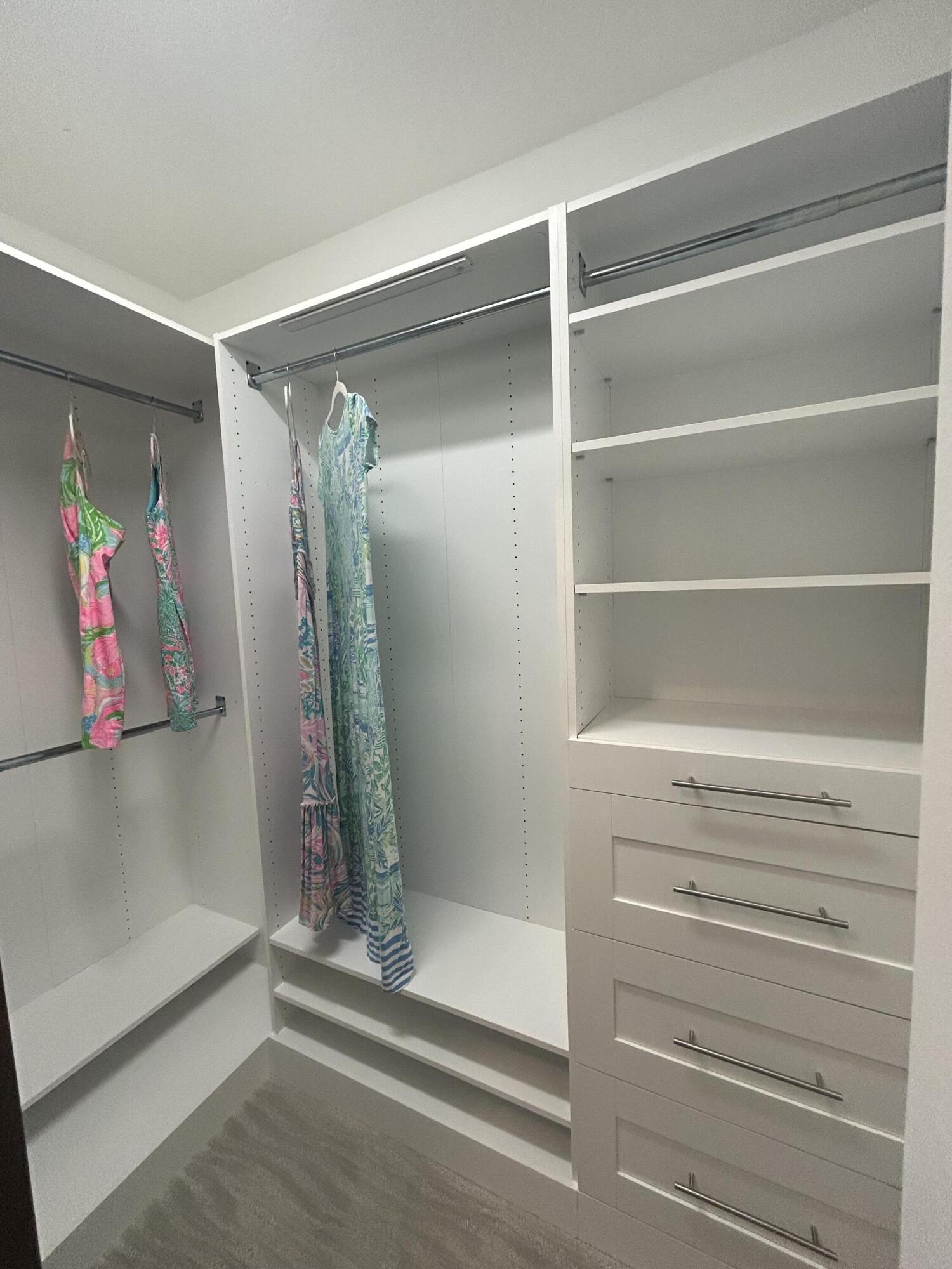 MEADOW WOOD OF THE LANDINGS AT WELLINGTO - Residential