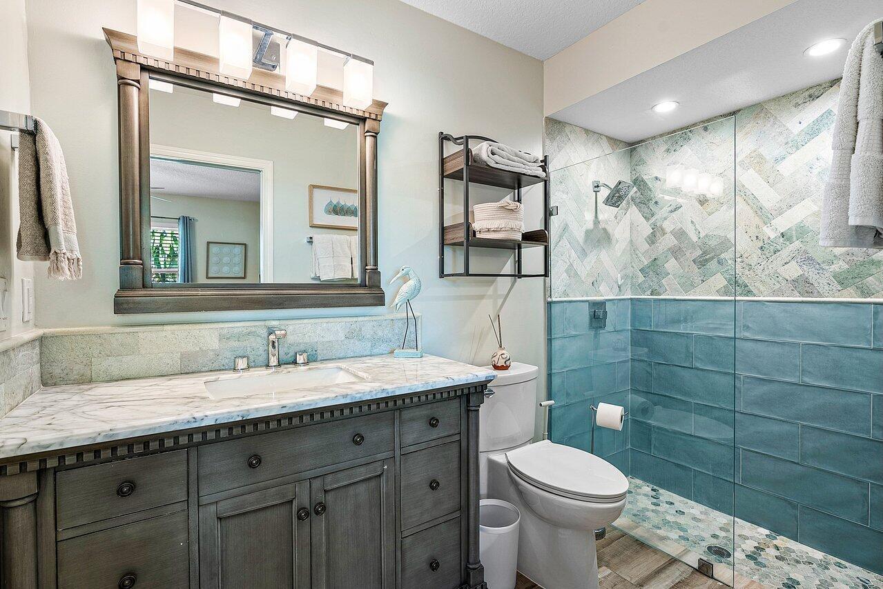 MEADOW WOOD OF THE LANDINGS AT WELLINGTO - Residential