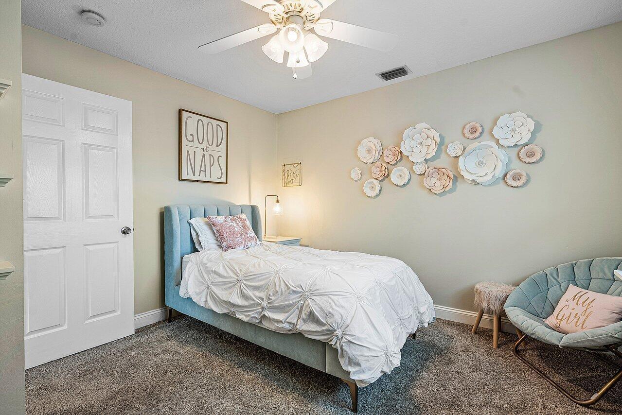 MEADOW WOOD OF THE LANDINGS AT WELLINGTO - Residential