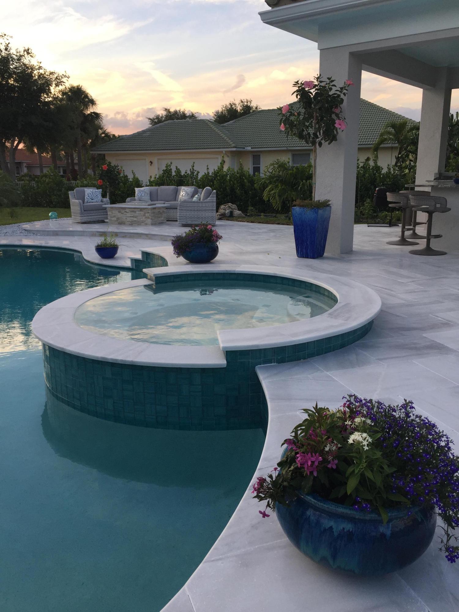 MEADOW WOOD OF THE LANDINGS AT WELLINGTO - Residential