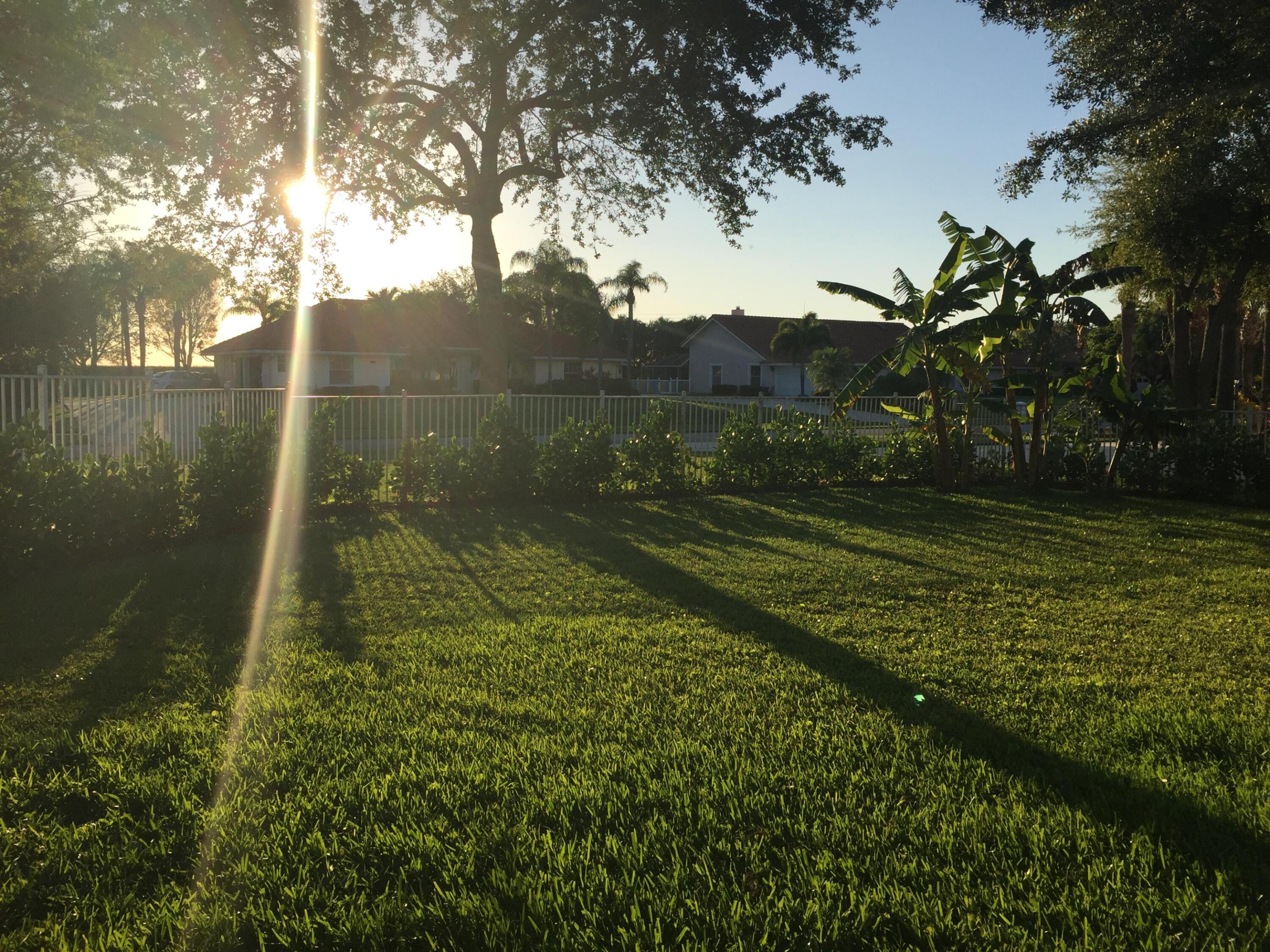 MEADOW WOOD OF THE LANDINGS AT WELLINGTO - Residential