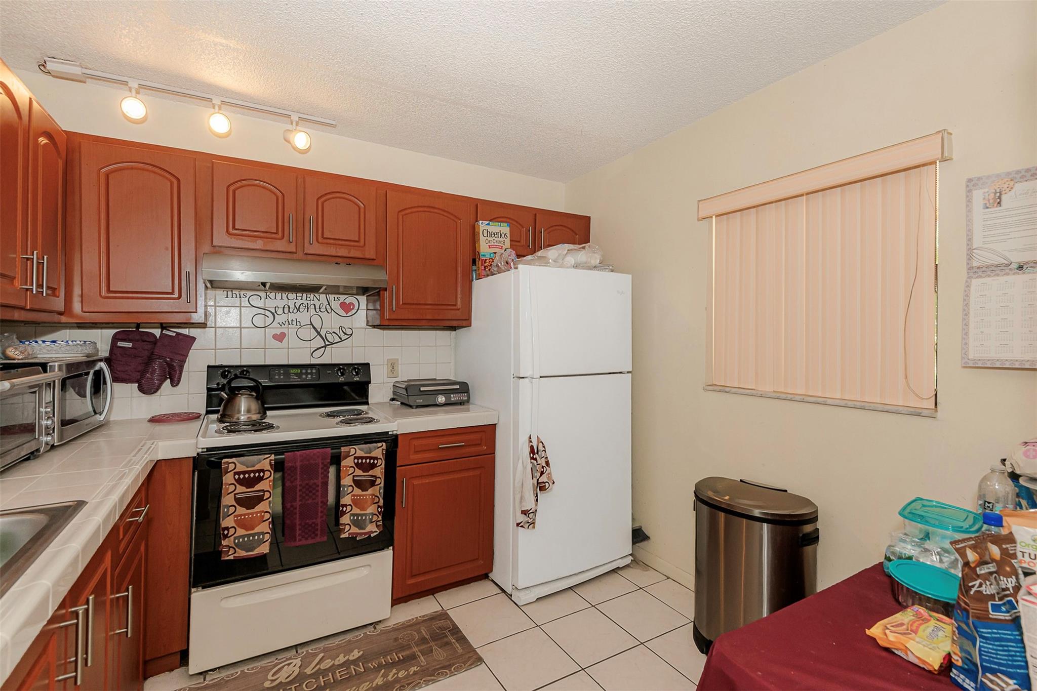 Glenwood Sub 69-33 B - Residential Income