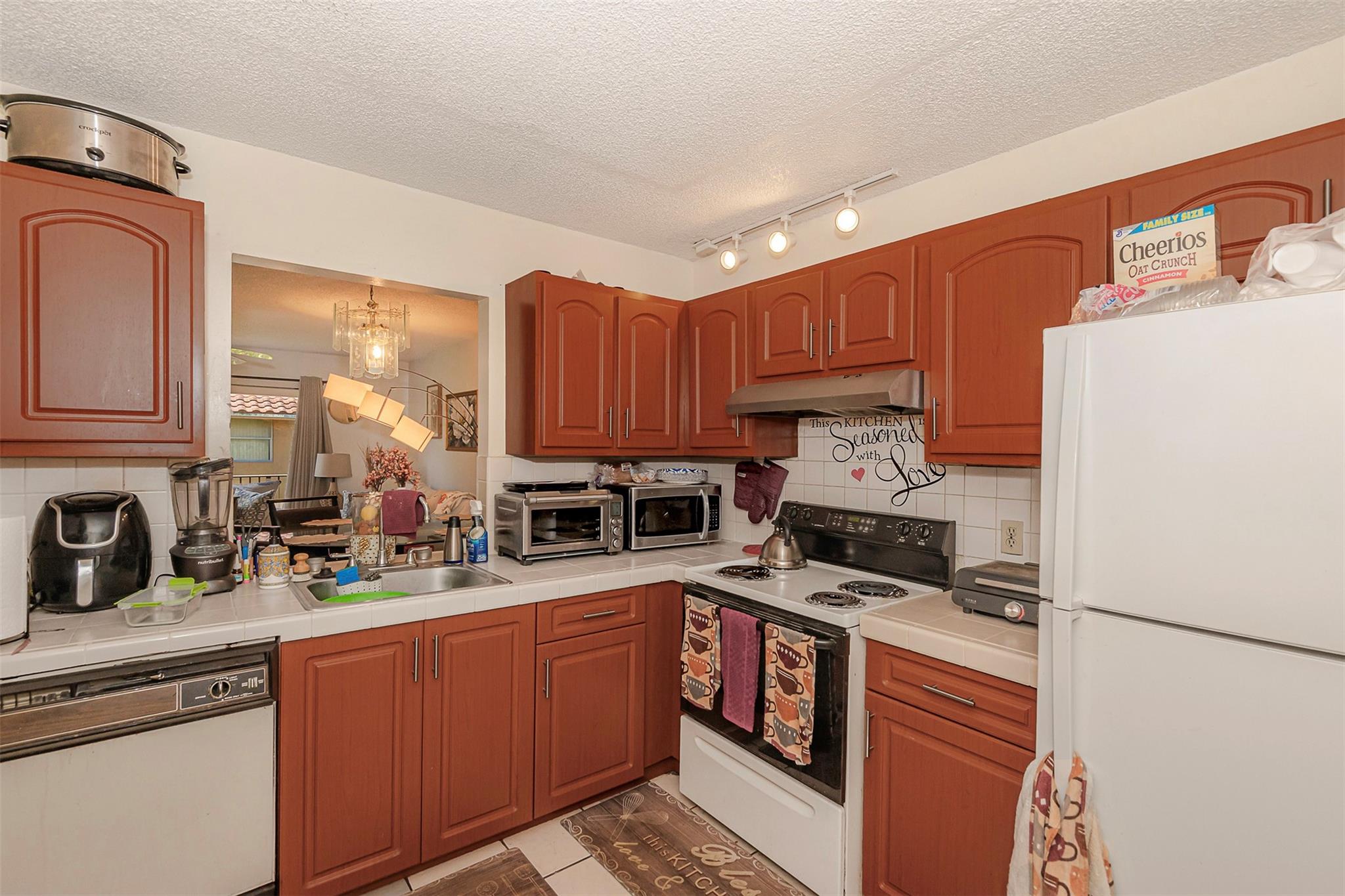 Glenwood Sub 69-33 B - Residential Income
