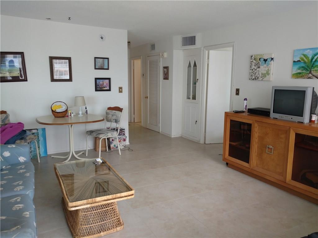 Ocean Monarch - Residential