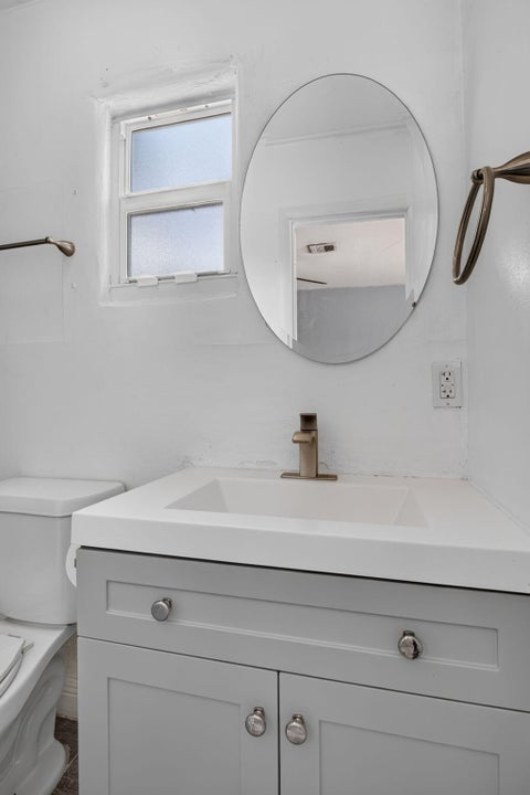 Tiny photo for 2811 NE 9th Terrace, Pompano Beach, FL 33064 (MLS # B26050250)