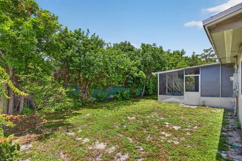 Tiny photo for 2811 NE 9th Terrace, Pompano Beach, FL 33064 (MLS # B26050250)