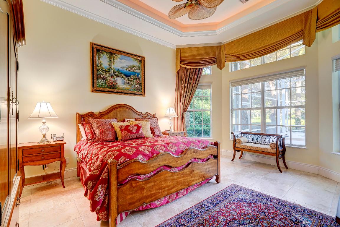 Stuart, Florida, 34997, United States, 5 Bedrooms Bedrooms, ,4 BathroomsBathrooms,Residential,Active,1987181