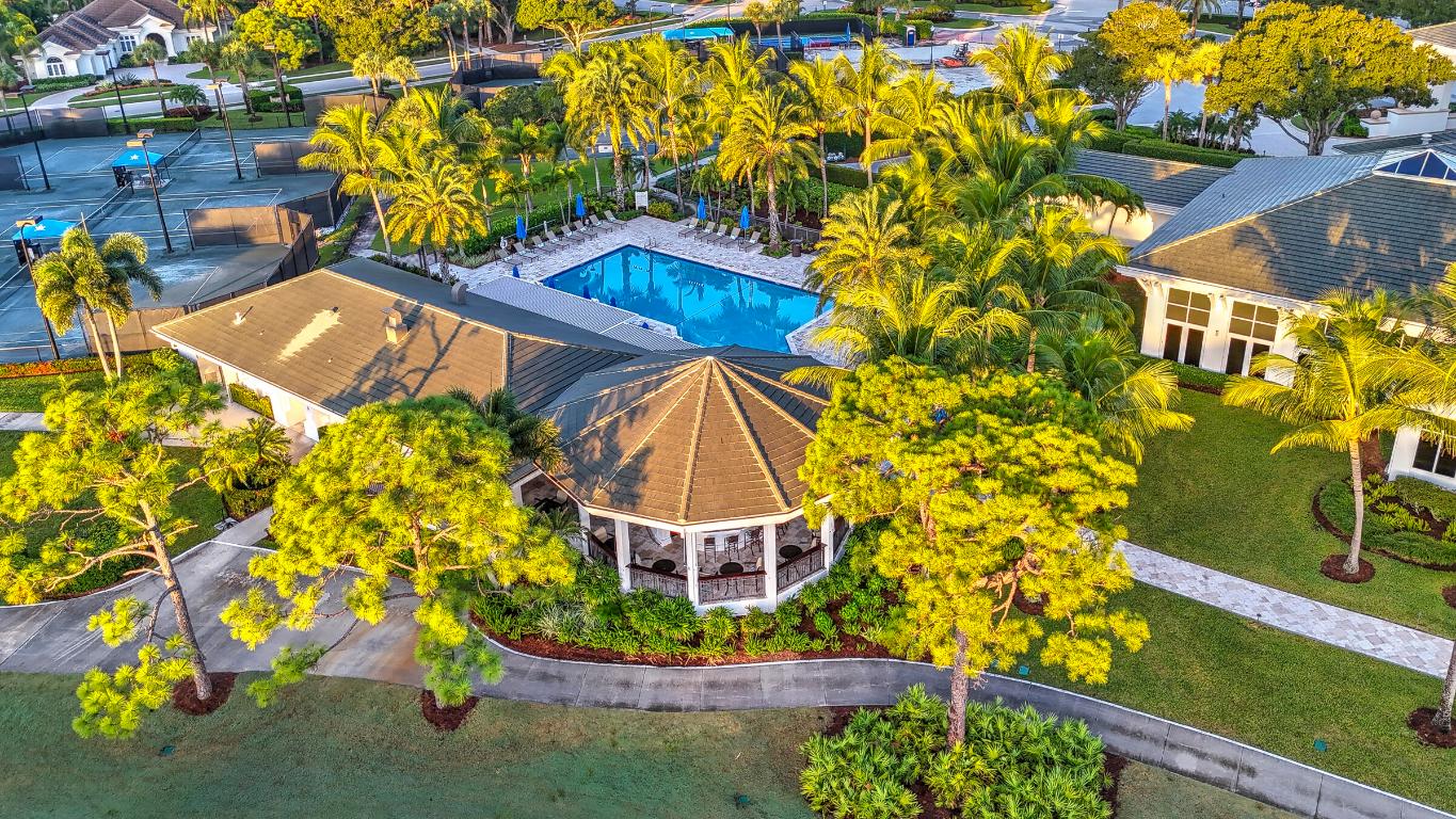 Stuart, Florida, 34997, United States, 5 Bedrooms Bedrooms, ,4 BathroomsBathrooms,Residential,Active,1987181