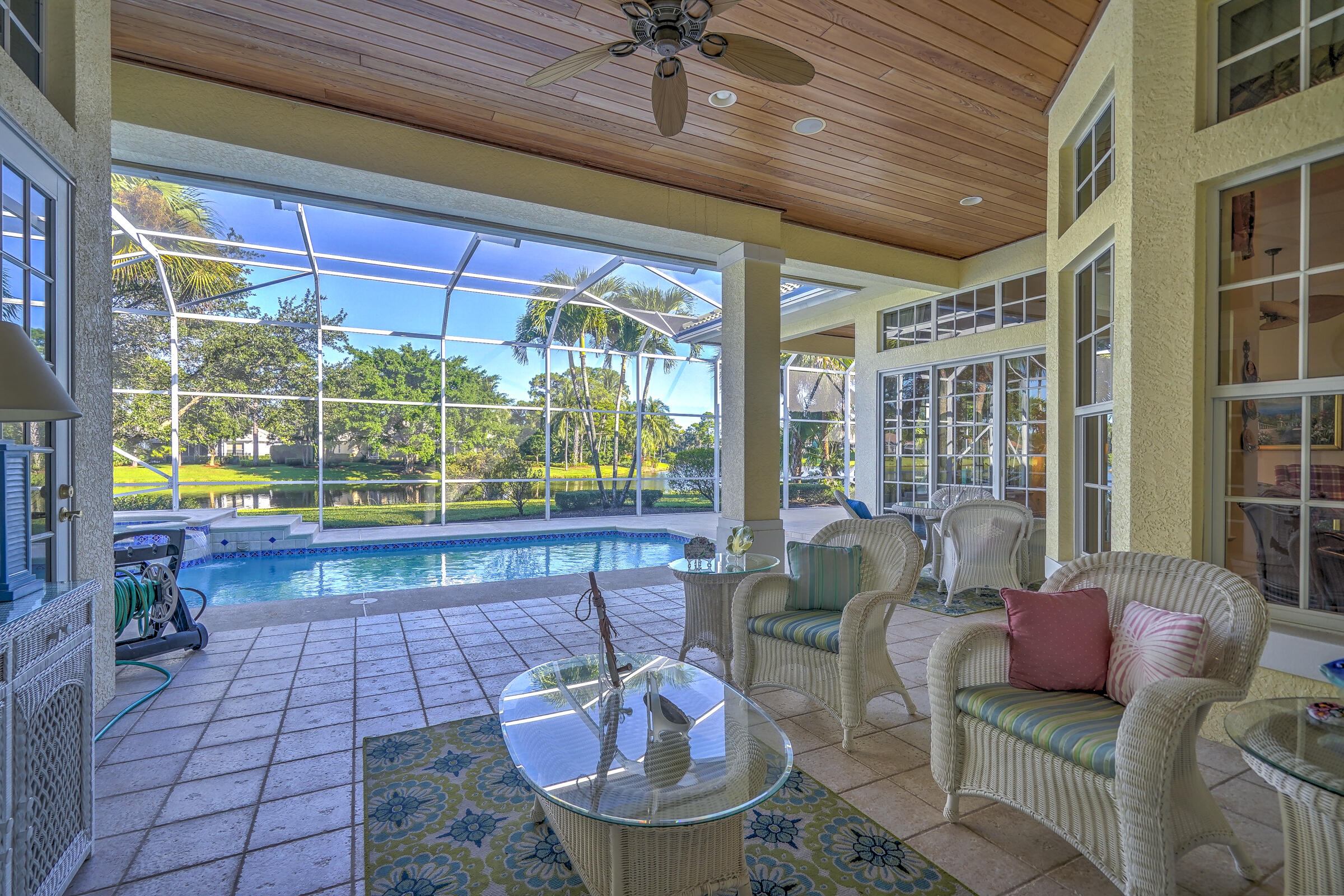 WILLOUGHBY - Residential