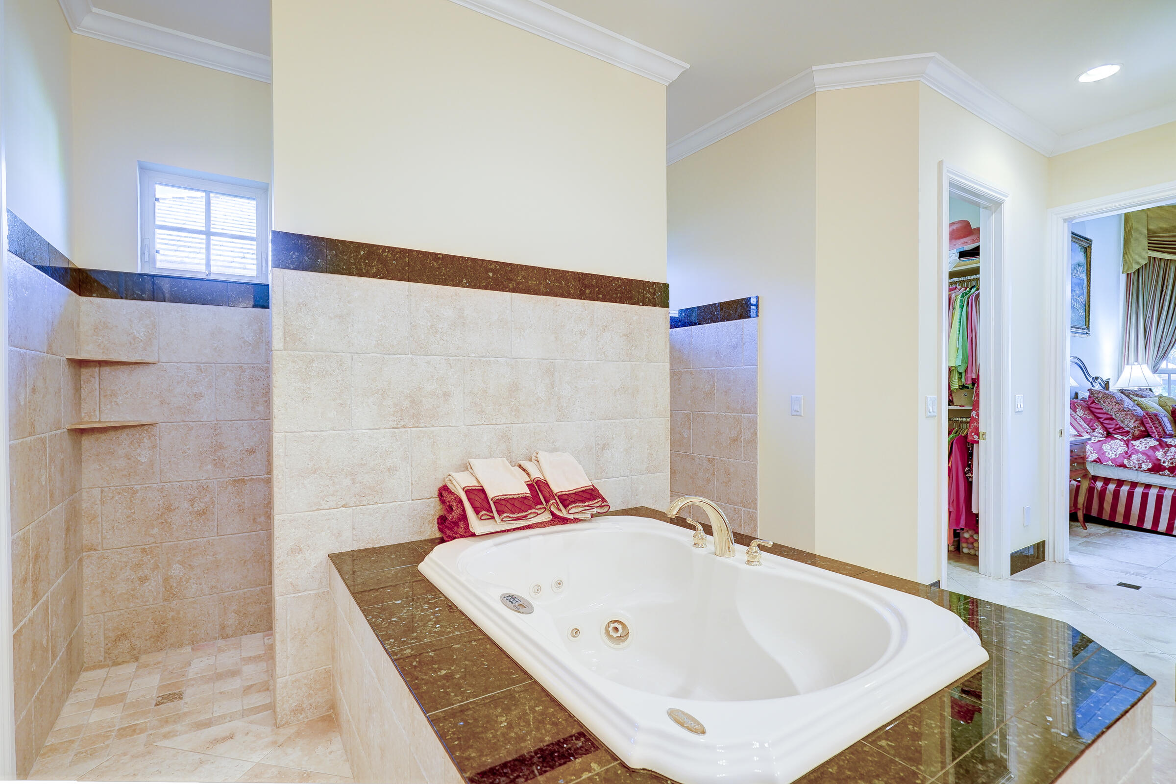 WILLOUGHBY - Residential