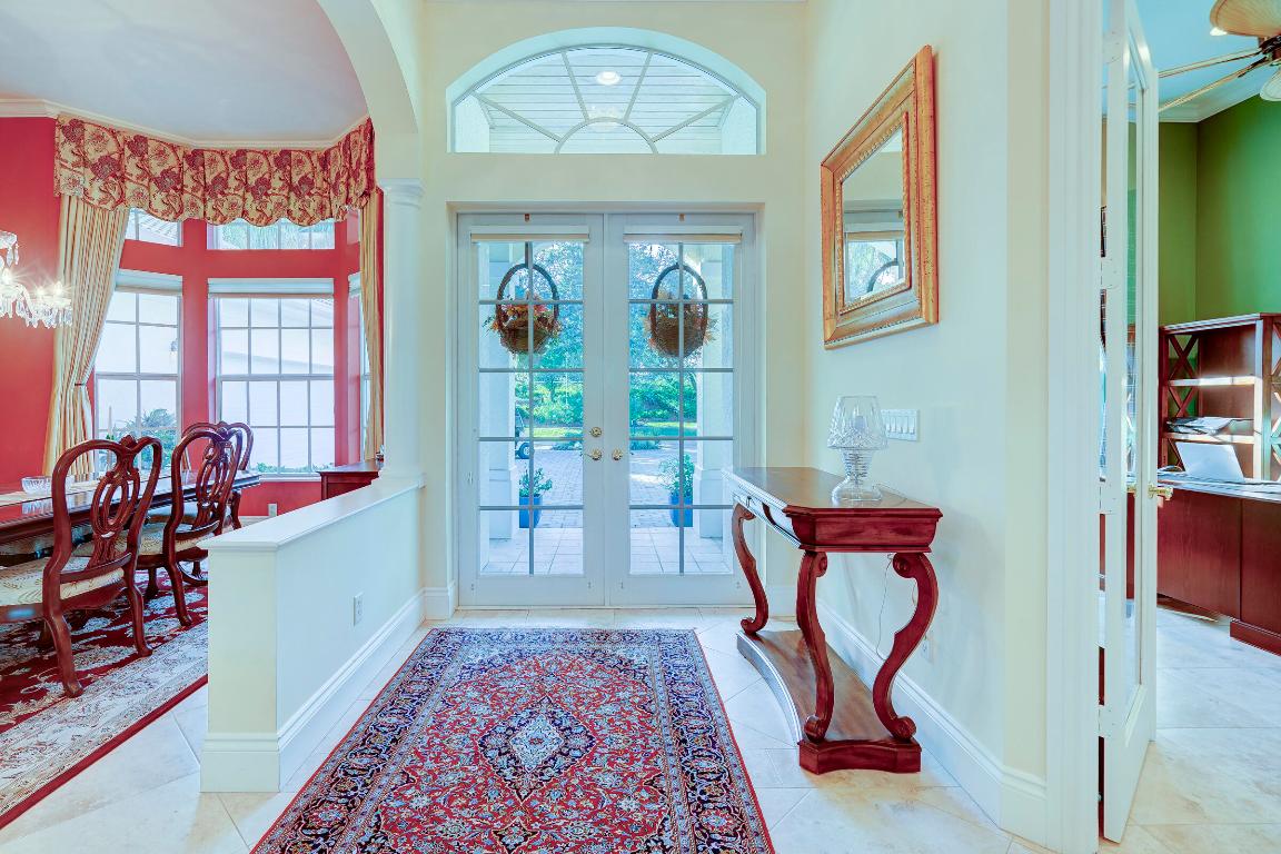 4577 SE Waterford Drive