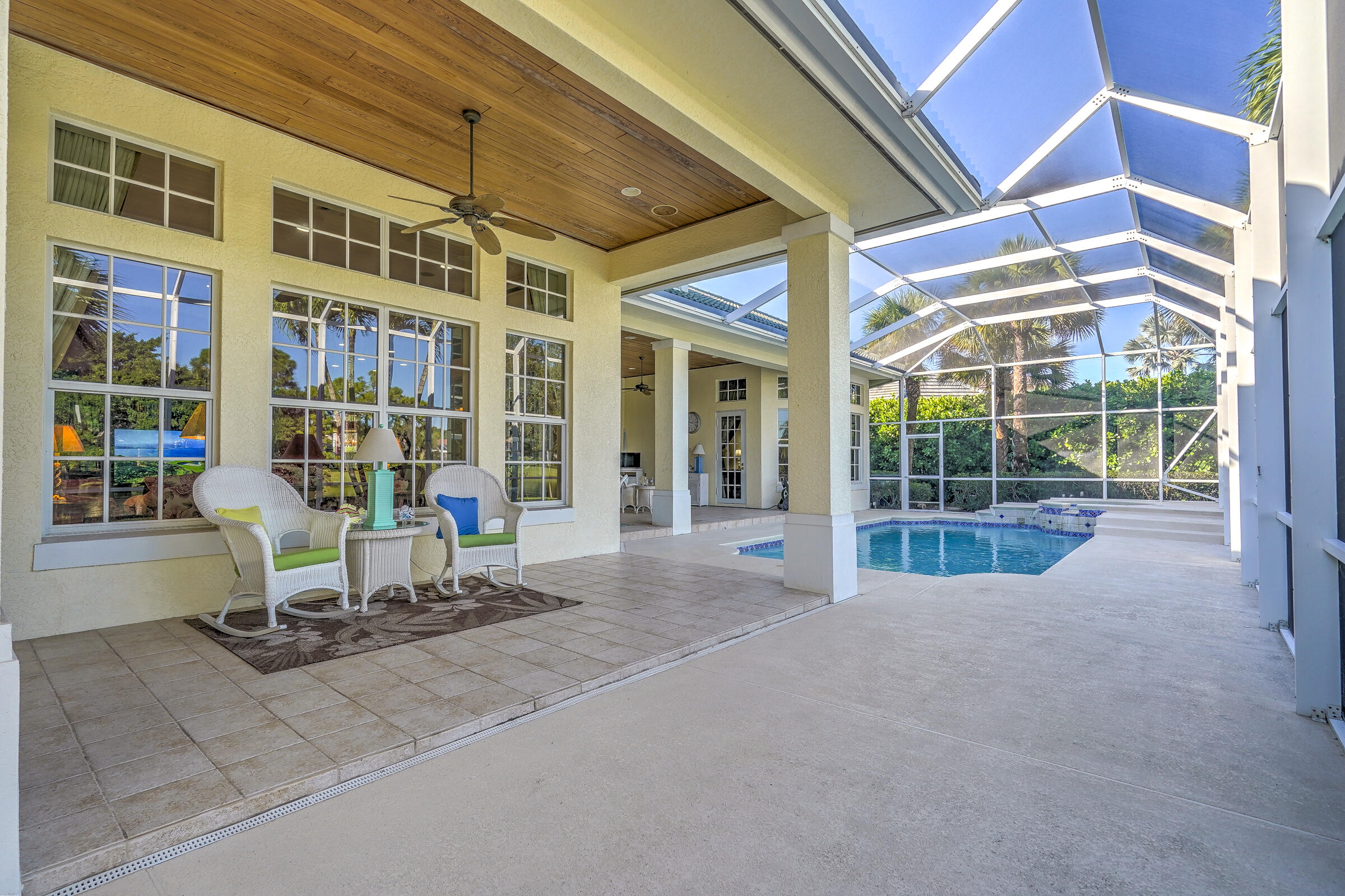 WILLOUGHBY - Residential