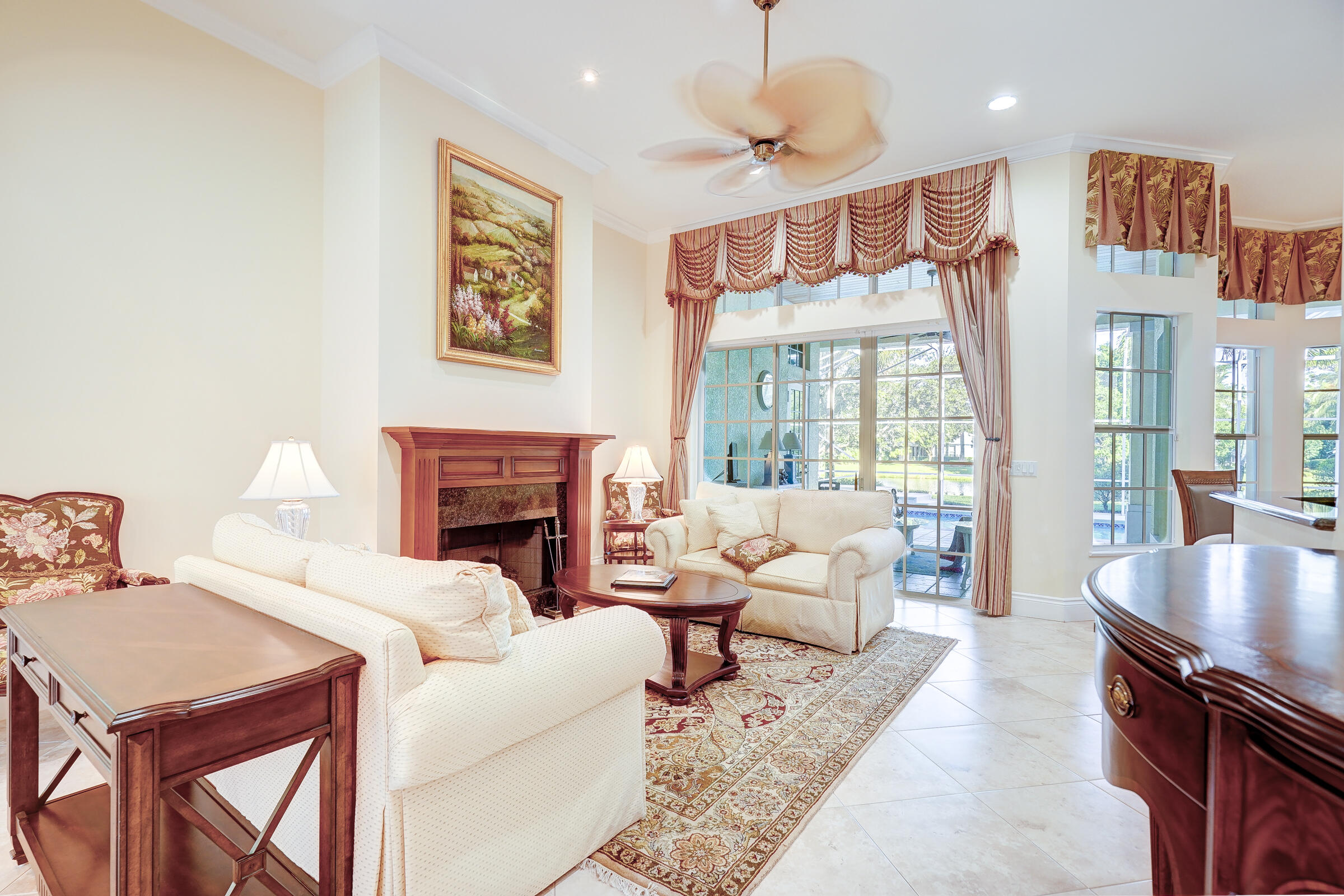 WILLOUGHBY - Residential