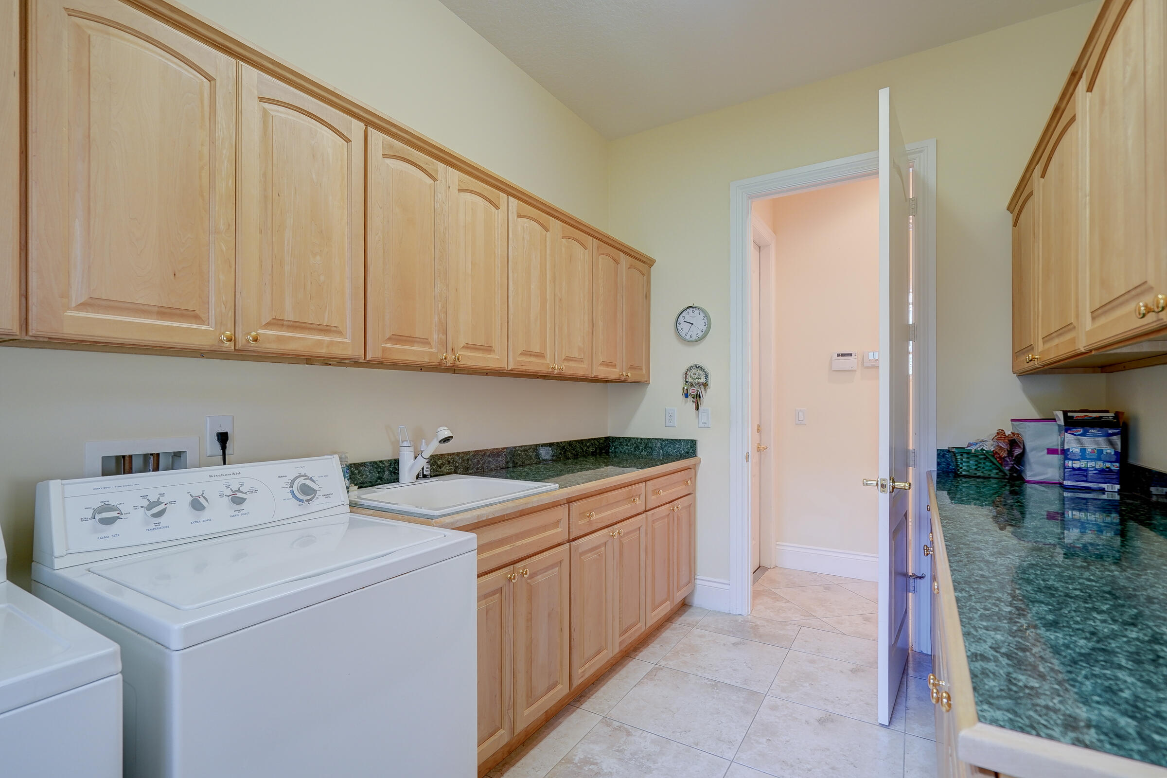 WILLOUGHBY - Residential