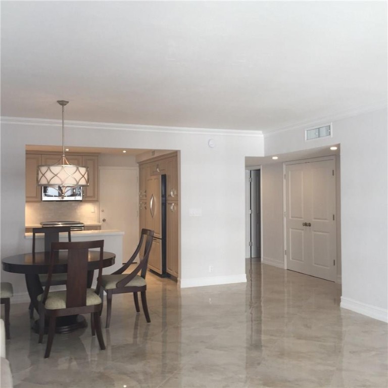 Regency Tower South - Residential