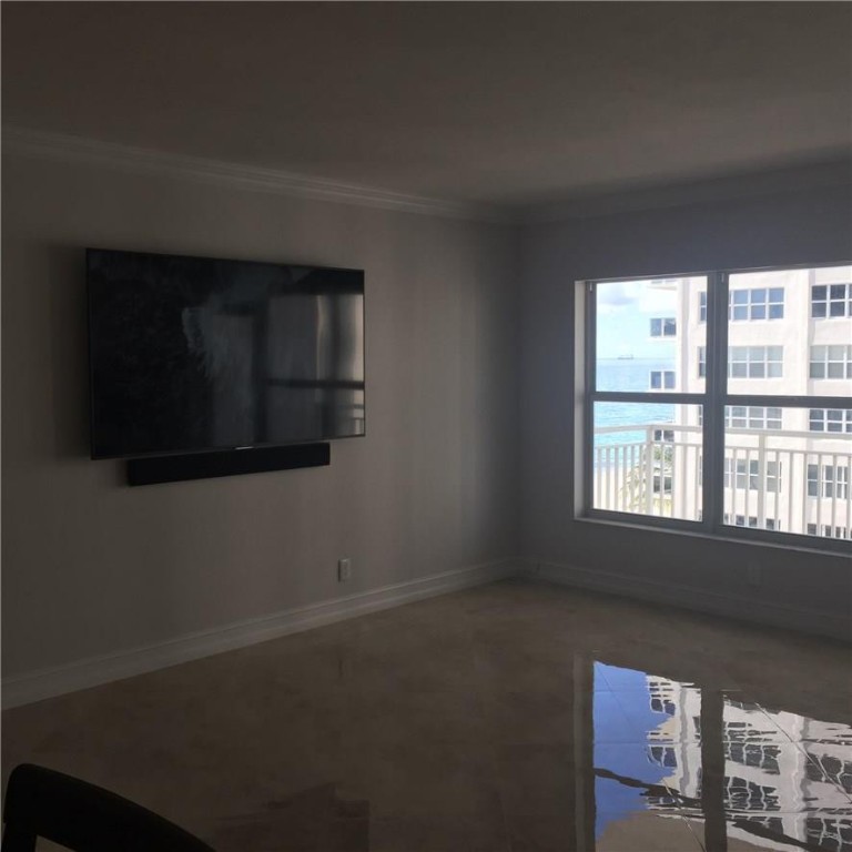 Regency Tower South - Residential