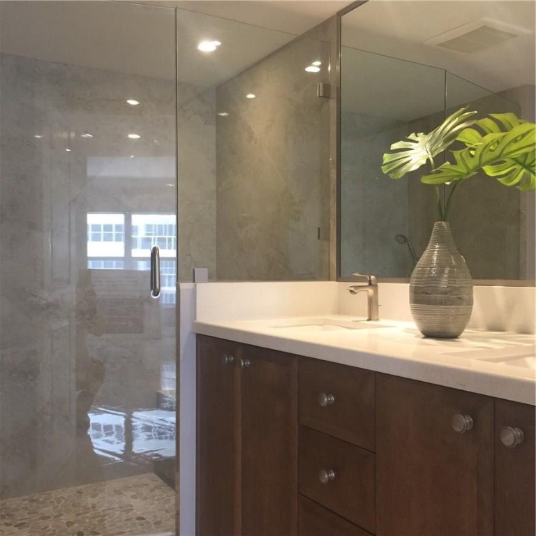 Regency Tower South - Residential