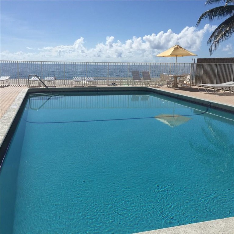 Regency Tower South - Residential