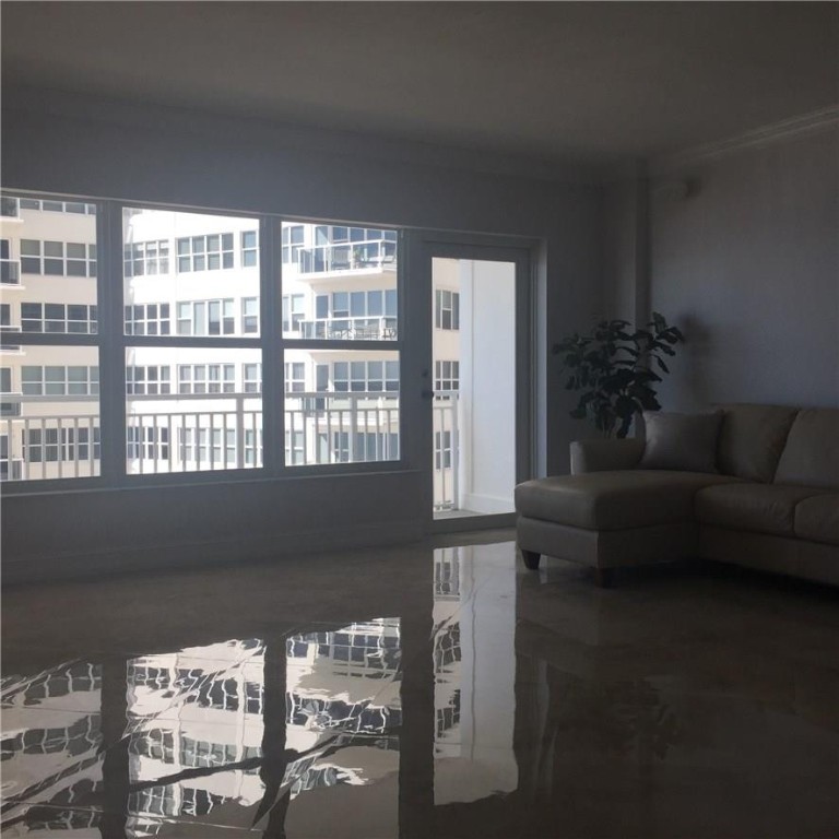 Regency Tower South - Residential